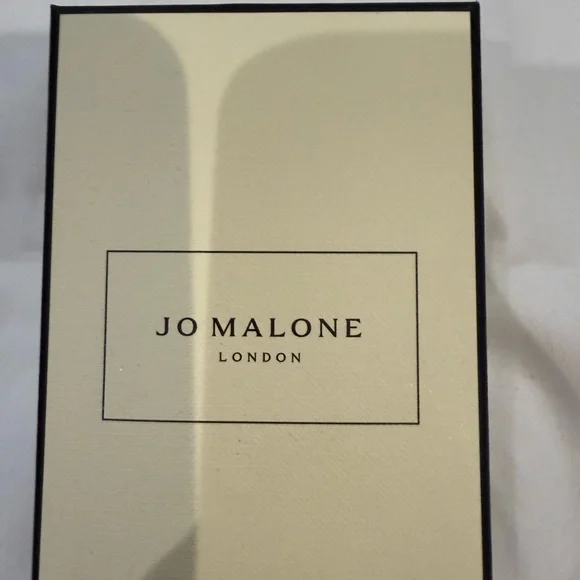 Jo Malone London Cream Box from Macy’s - Picture 2 of 7